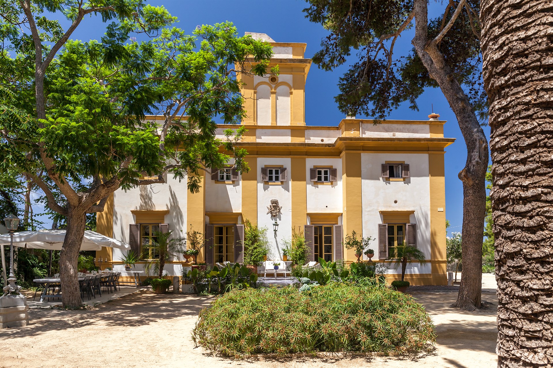 La Favorita, Villas in Sicily - The Thinking Traveller 